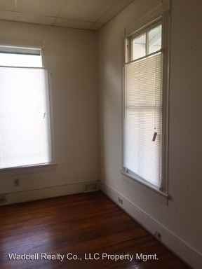 1112 Twenty-First Street - Photo 2 of 12