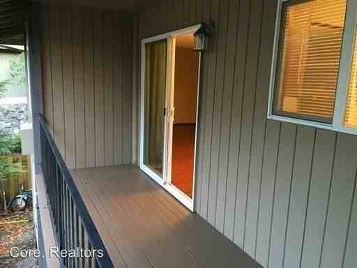 SW Terri Ct. - Photo 3 of 9