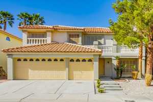 featured image of 8532 W Gilmore Ave