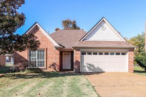 featured image of 4119 Golf View Cv