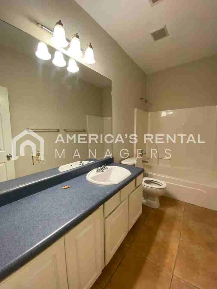 5205 Georgia Road - Photo 7 of 19