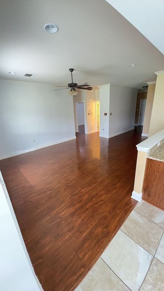 426 Christopher Dr - Photo 4 of 19