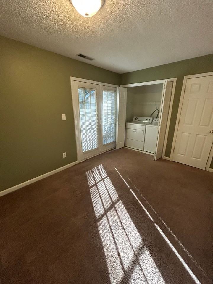 6 Crystal Oaks Ct - Photo 7 of 15