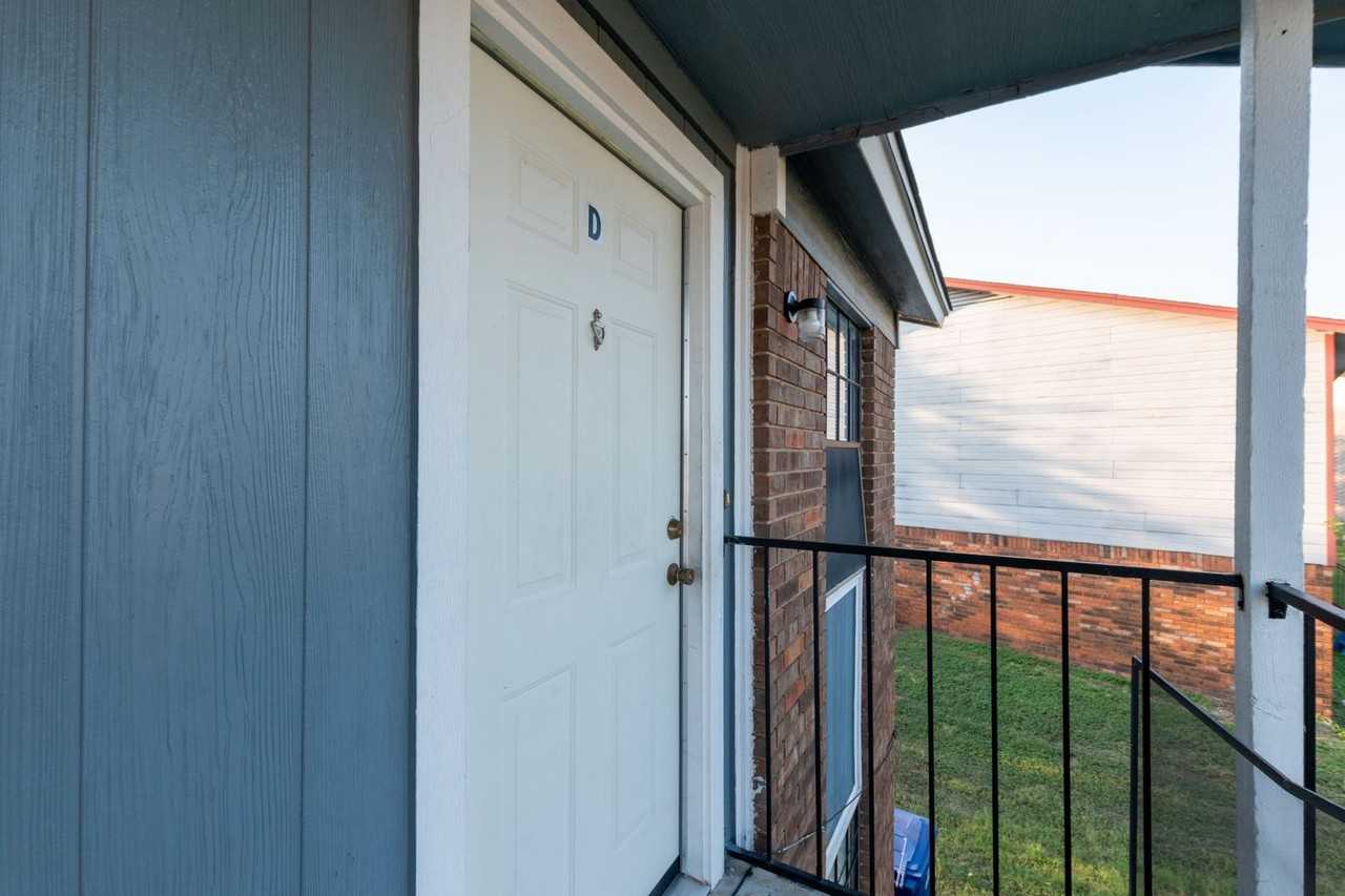 501 Northern Dove Ln #D - Photo 2 of 16