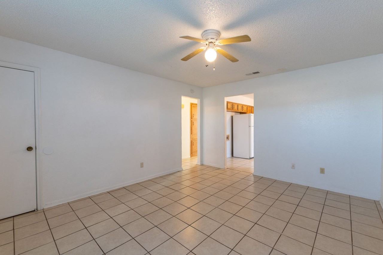 501 Northern Dove Ln #D - Photo 4 of 16