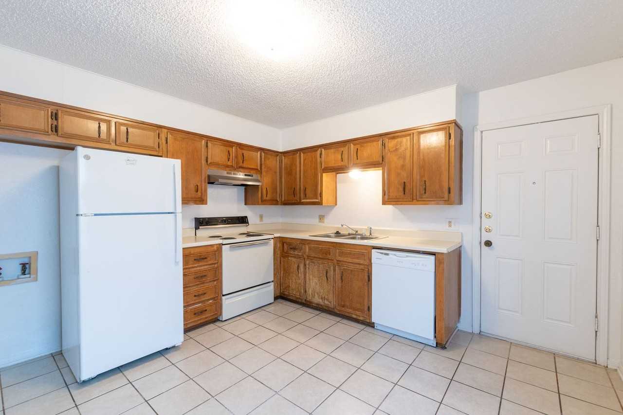 501 Northern Dove Ln #D - Photo 5 of 16