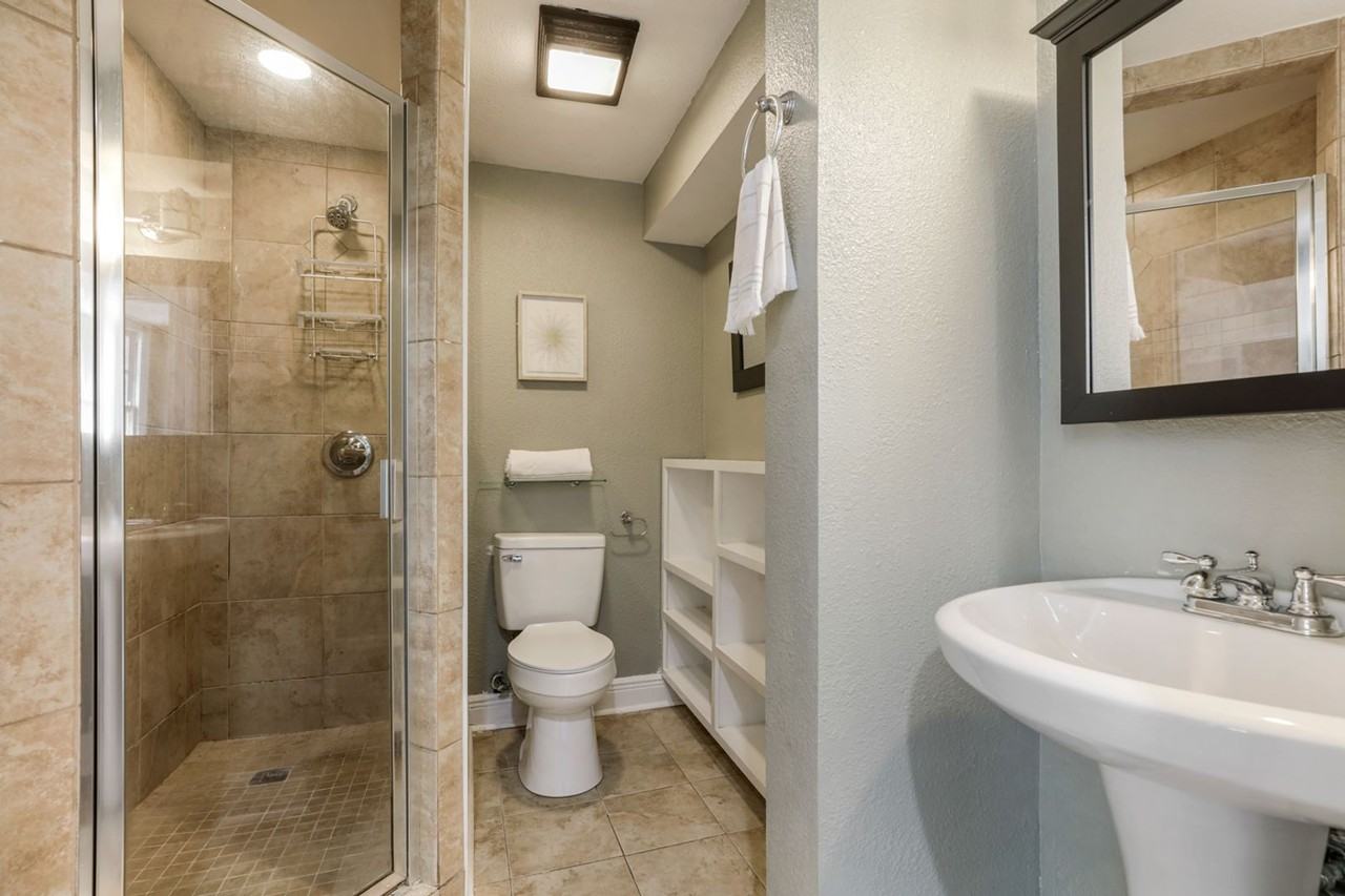 838 Lowerline St - Photo 6 of 7