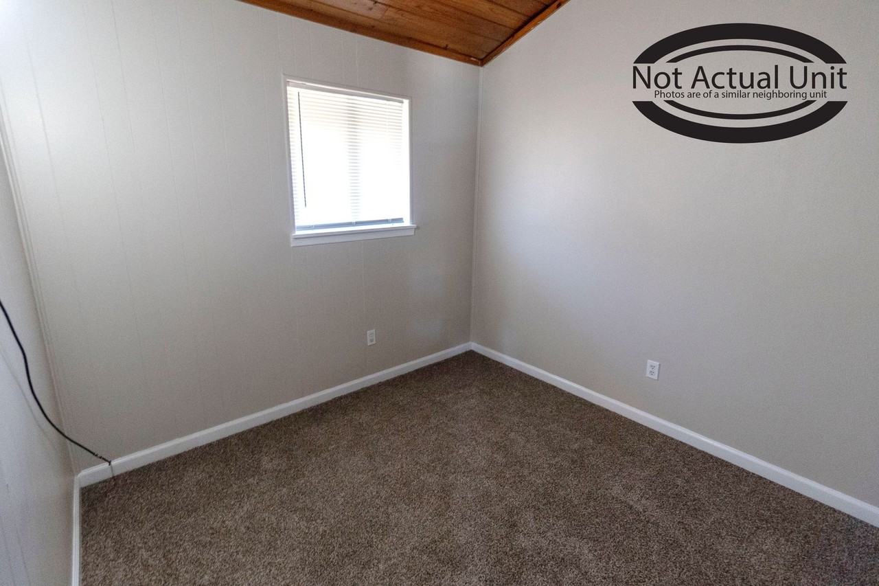 7313 N Moberly Dr #B - Photo 6 of 12