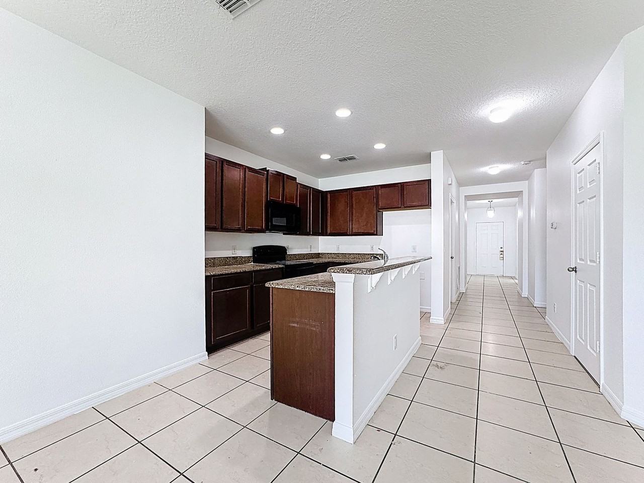 662 Vitoria Rd - Photo 3 of 39