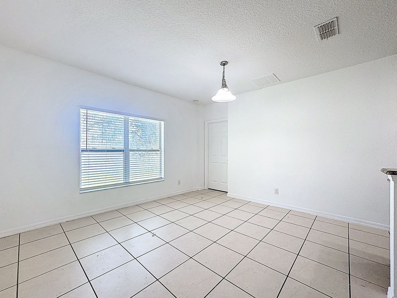 662 Vitoria Rd - Photo 6 of 39