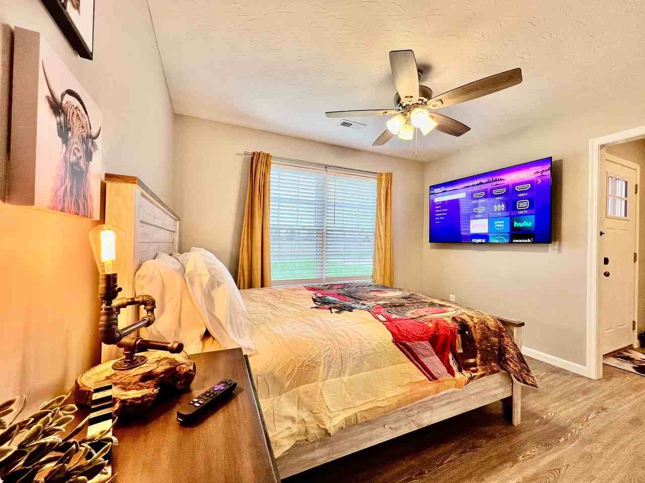 806 Pierson Rd - Photo 2 of 45