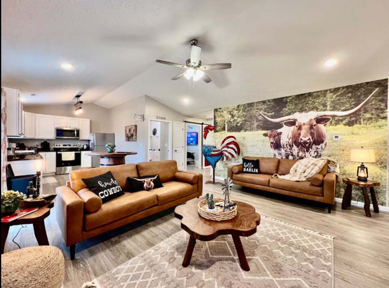 806 Pierson Rd - Photo 4 of 45