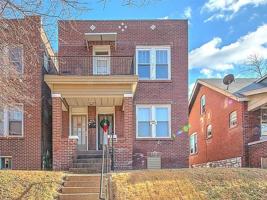 featured image of 4628 S Compton Ave