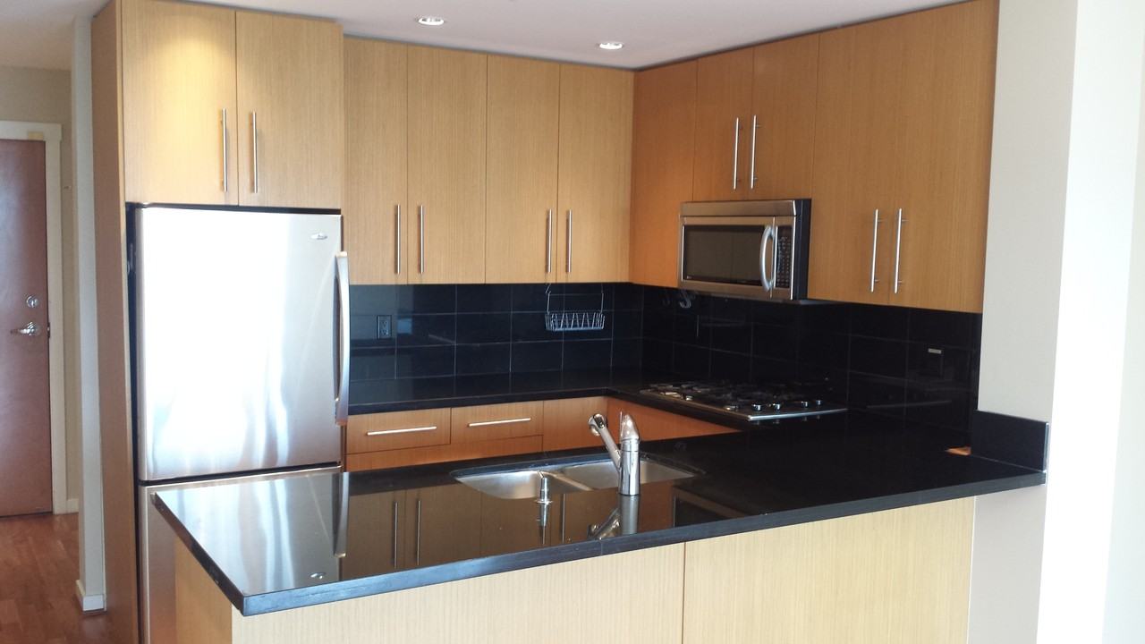 2398 West Mall - 1207 #1207 - Photo 3 of 18