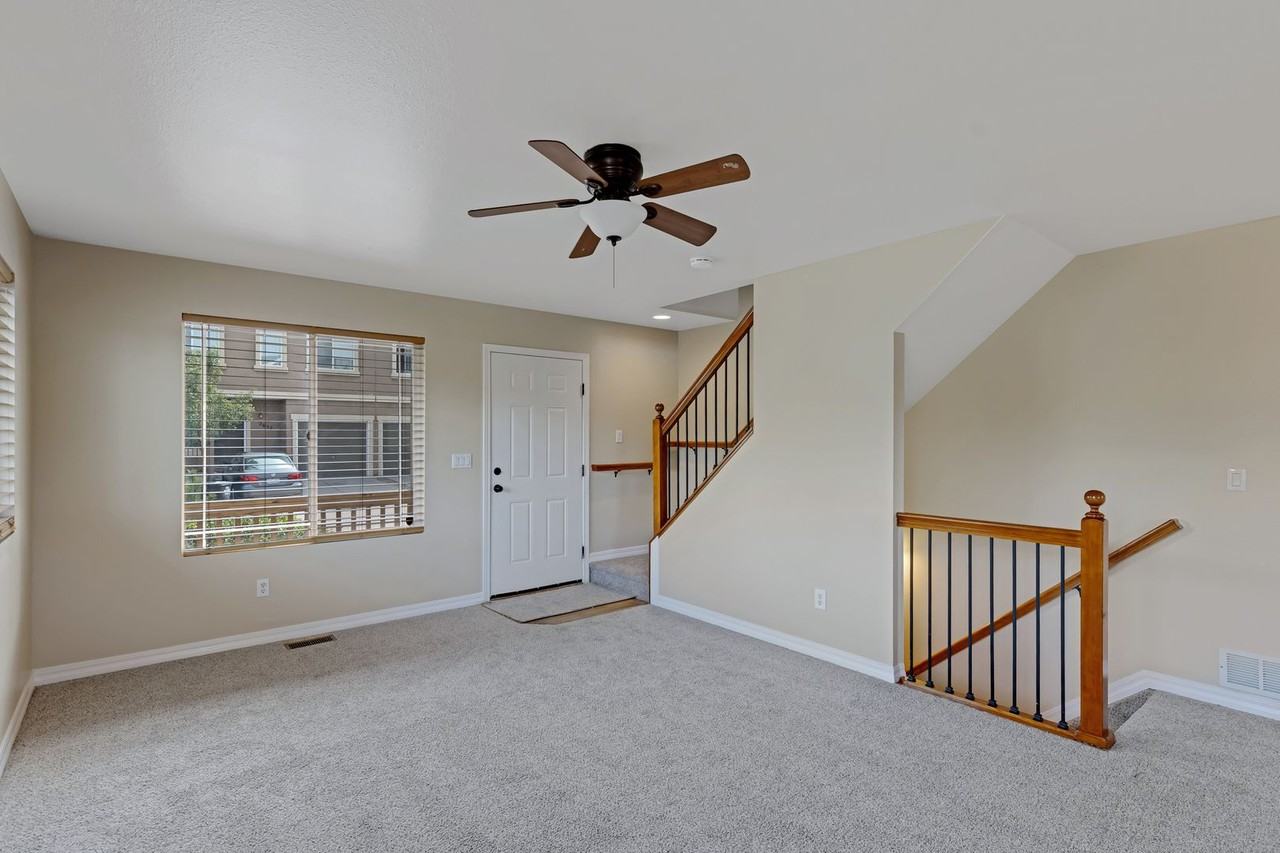 2642 Lynbarton Pt - Photo 5 of 19