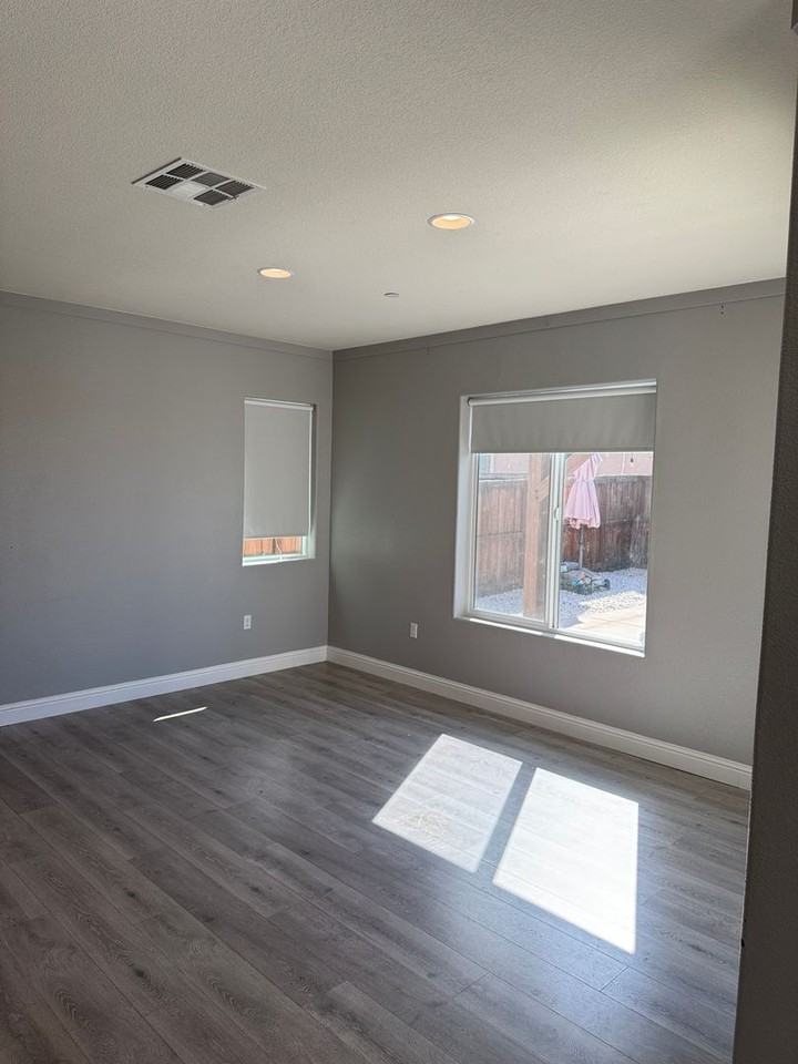 21161 Cabernet Drive - Photo 7 of 29