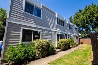 6851 N Fessenden St #1 - Photo 1 of 1