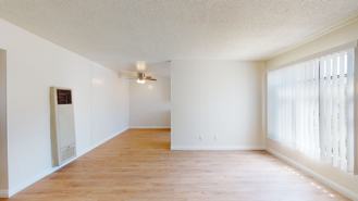 514LIN - Photo 1 of 1