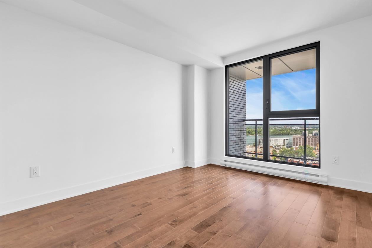 1220 Boulevard René-Lévesque Est #2102 - Photo 6 of 10