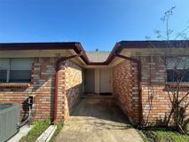 708-714 E  Pecan St - Photo 1 of 1