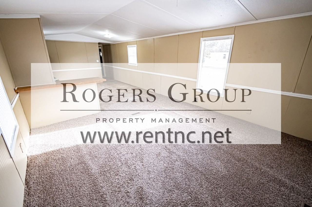 13 Flat Rock Ln - Photo 3 of 8