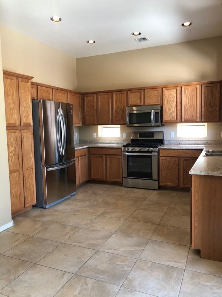 6314 E Boothwyn St - Photo 2 of 24