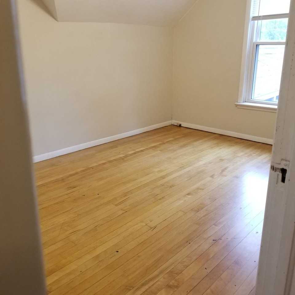 5813 Grand Ave - Photo 5 of 8