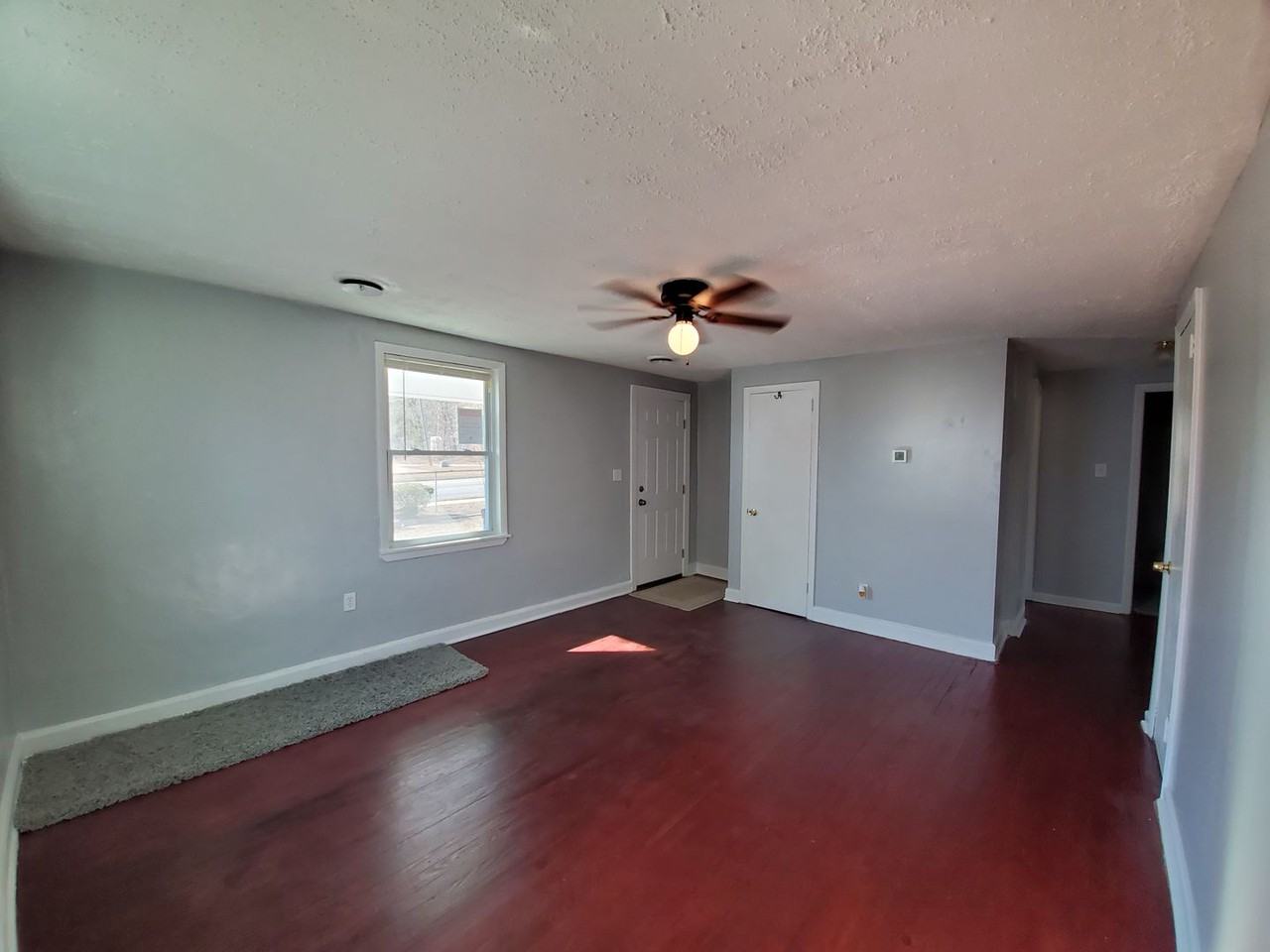 2220 Murchison Rd - Photo 3 of 17