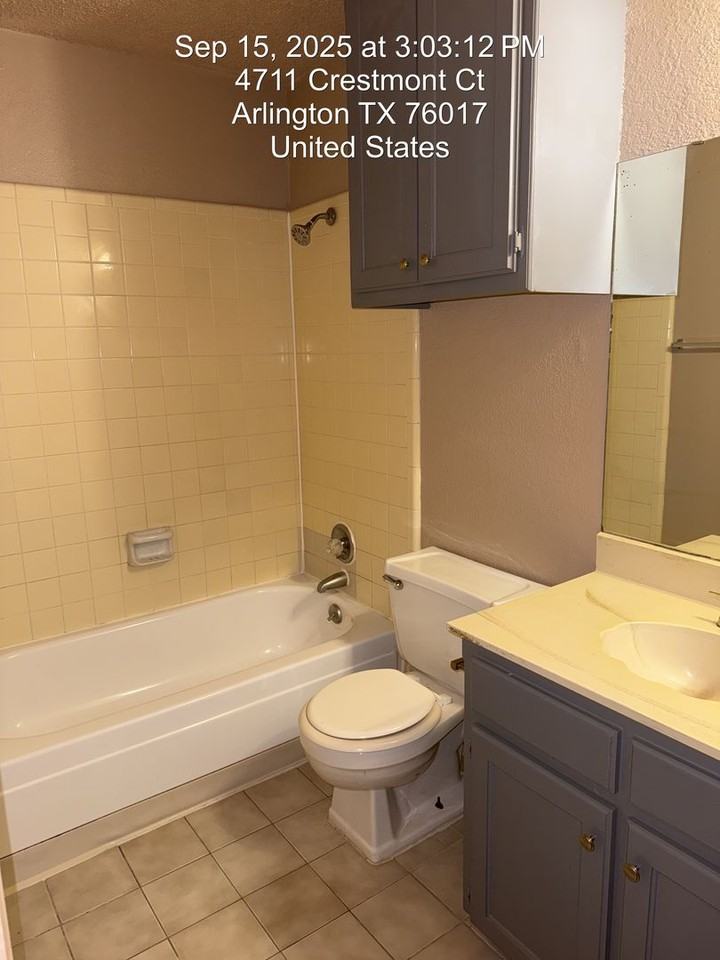 4711 Crestmont Ct - Photo 5 of 11