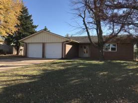 440 E Carson Ln - Photo 1 of 1
