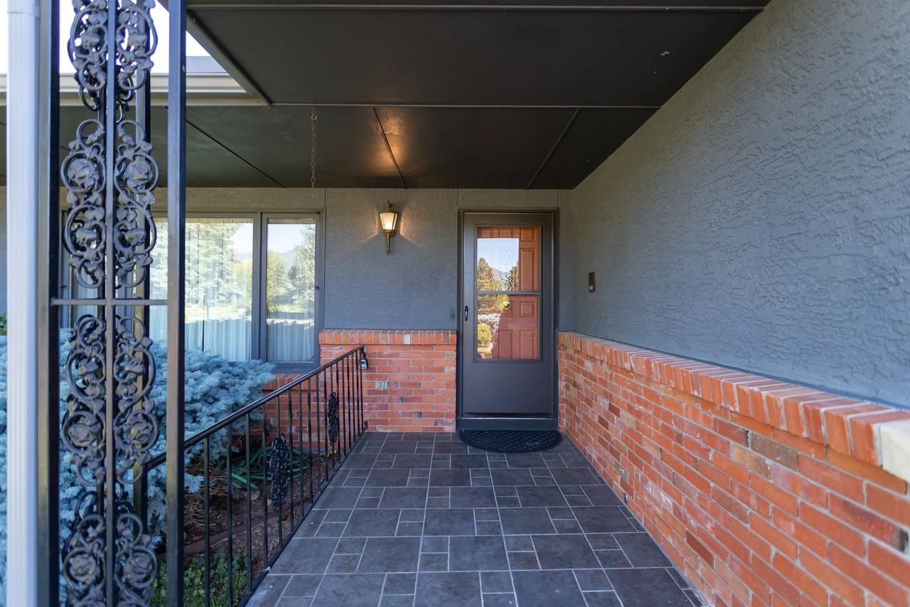 2230 Hill Cir - Photo 7 of 45