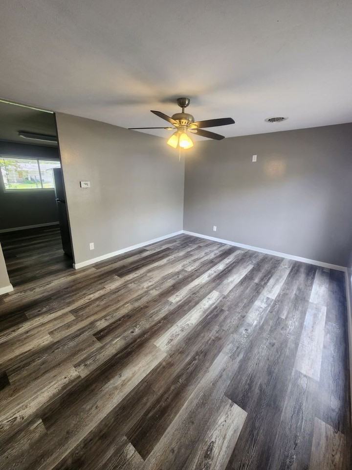 1517 S 3rd St - Photo 2 of 17