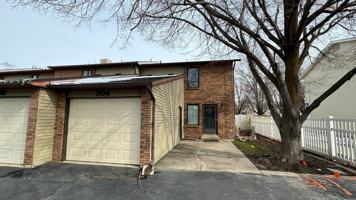 featured image of 204 E 735 S #32