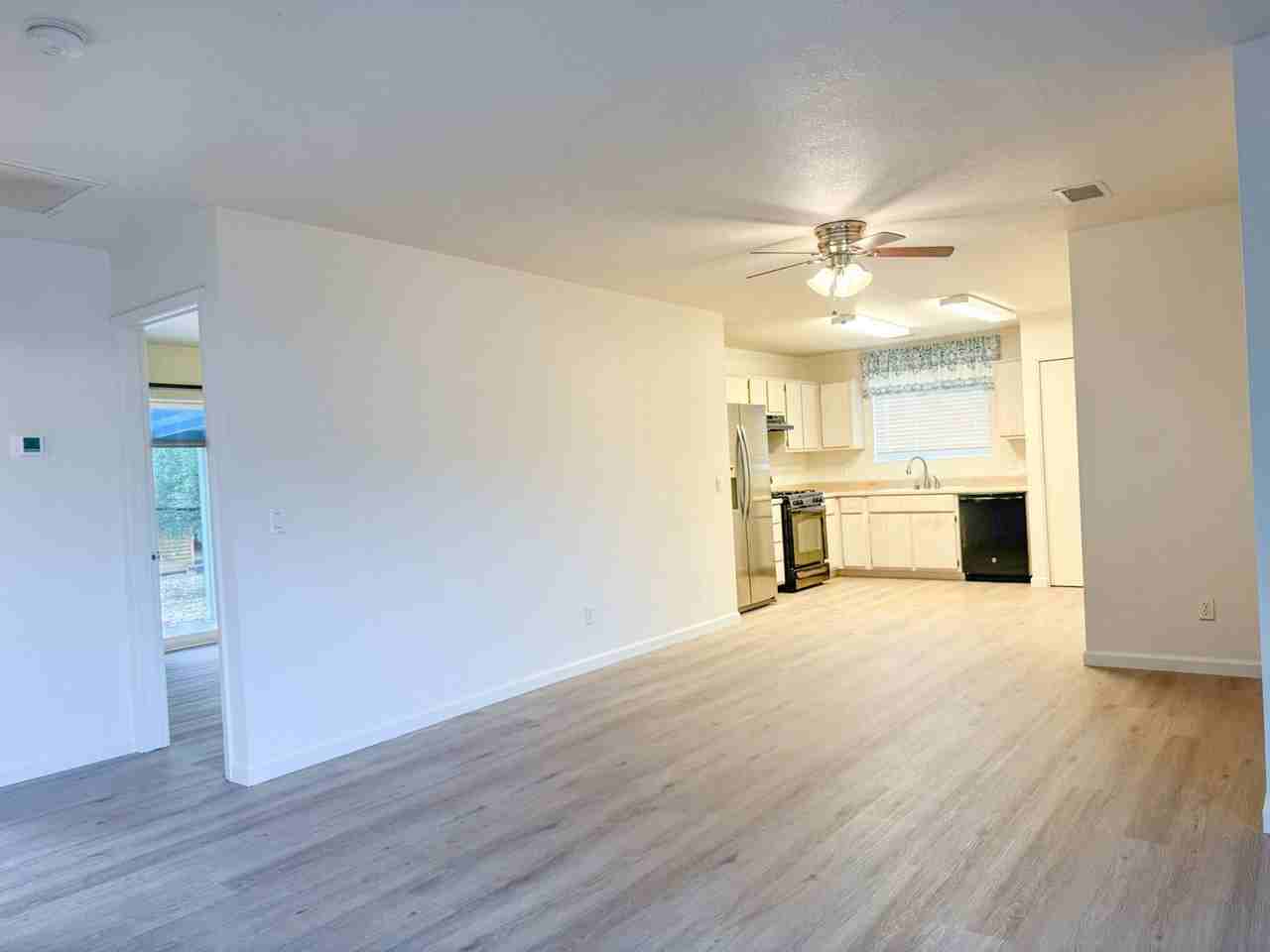 5670 N Towers Dr - Photo 3 of 16