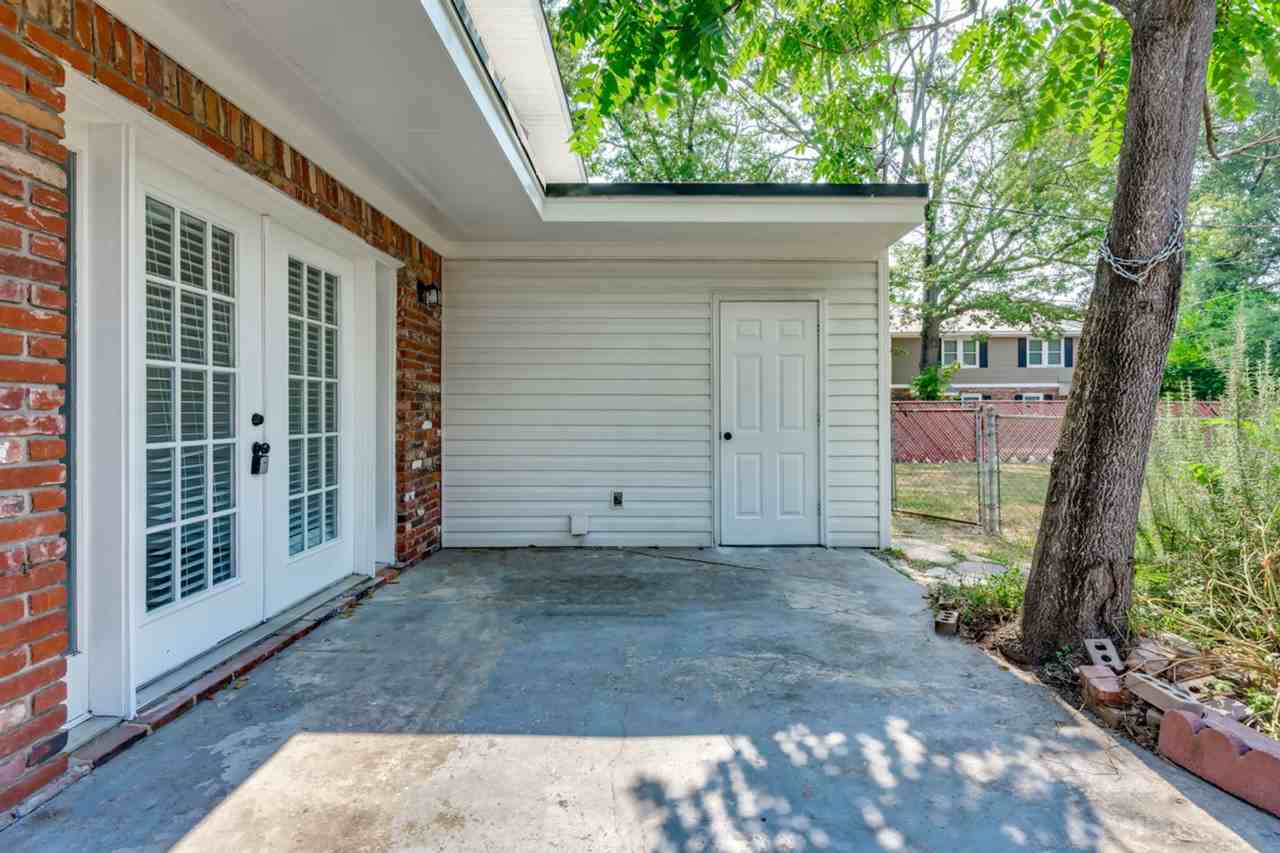503 B Ave - Photo 4 of 23