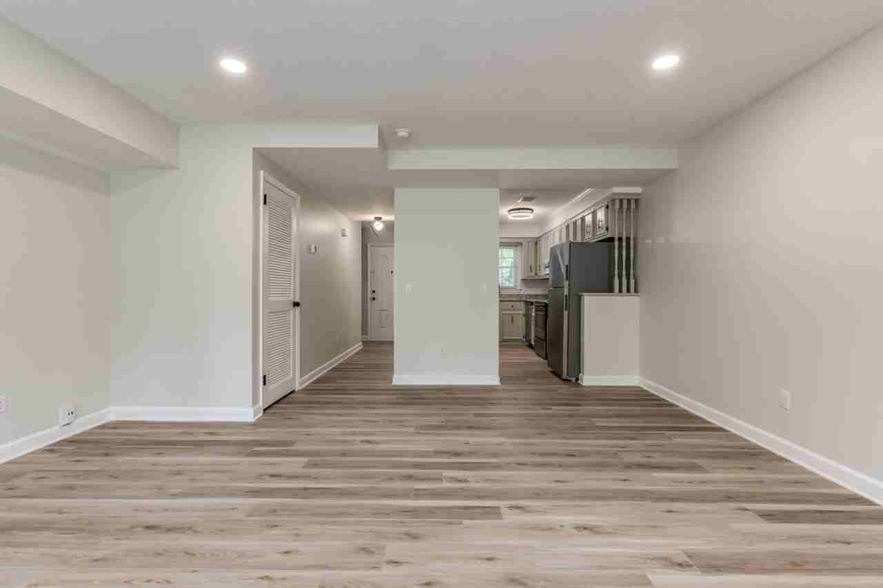 503 B Ave - Photo 6 of 23