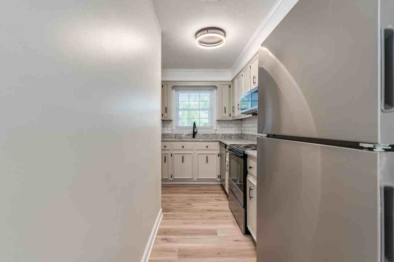 503 B Ave - Photo 7 of 23