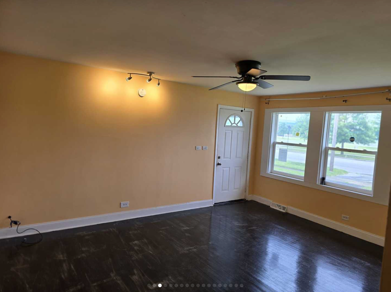 3014 W 163rd St - Photo 3 of 11