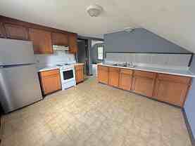 404 Hartwell Ave - Photo 1 of 1