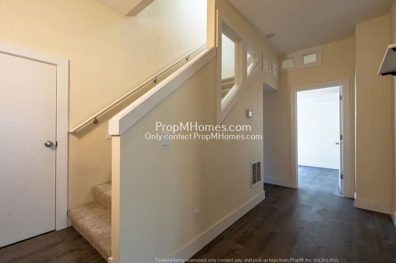 7810 E Burnside St - Photo 2 of 16