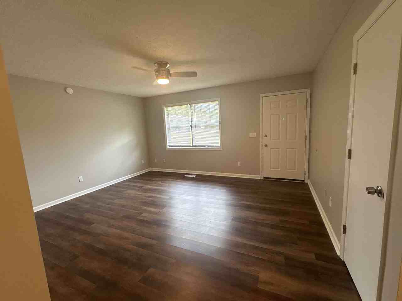 510 E Main St - Photo 3 of 15