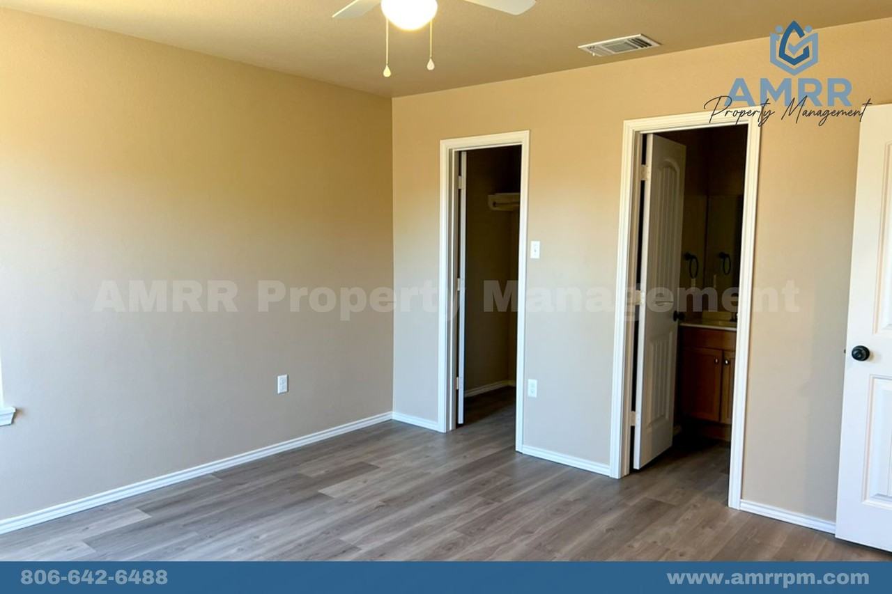 321 N Avenue Q - Photo 4 of 21