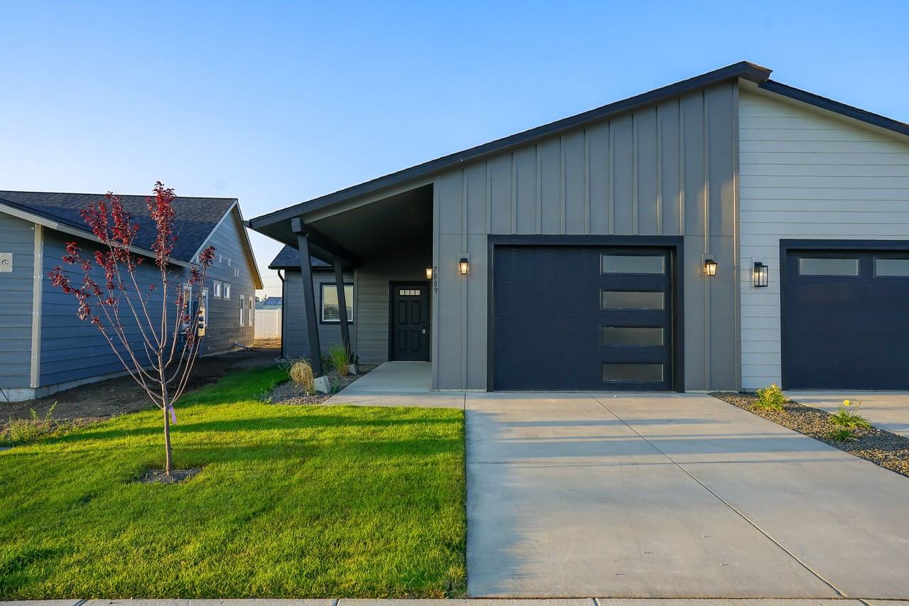 7889 N Mocha Loop - Photo 2 of 26