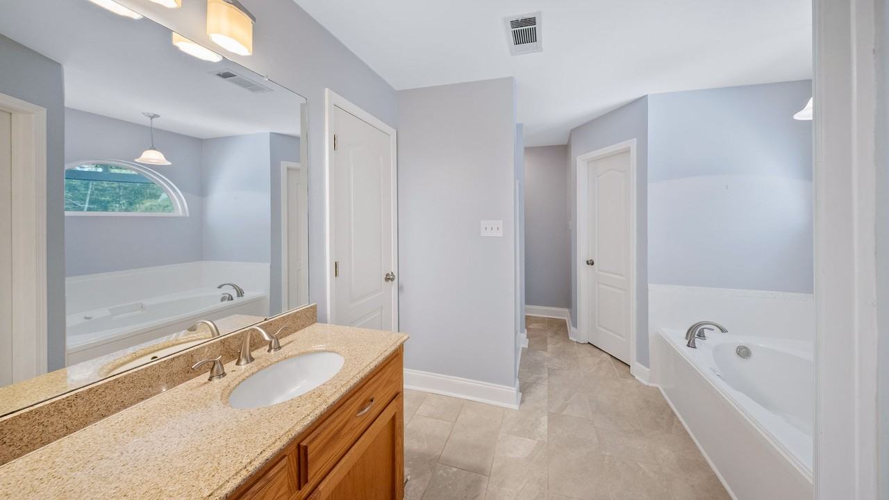 8077 Carlton Roberts Blvd - Photo 7 of 14