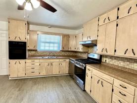 1603 Nw 32nd St - Photo 1 of 1