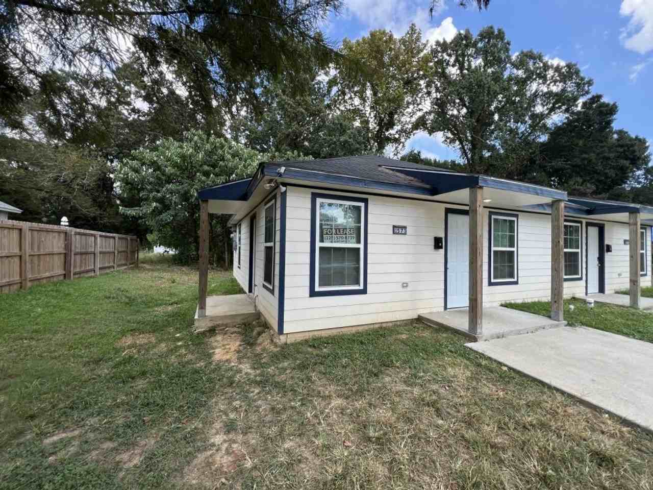 1573 Fig St - Photo 2 of 17