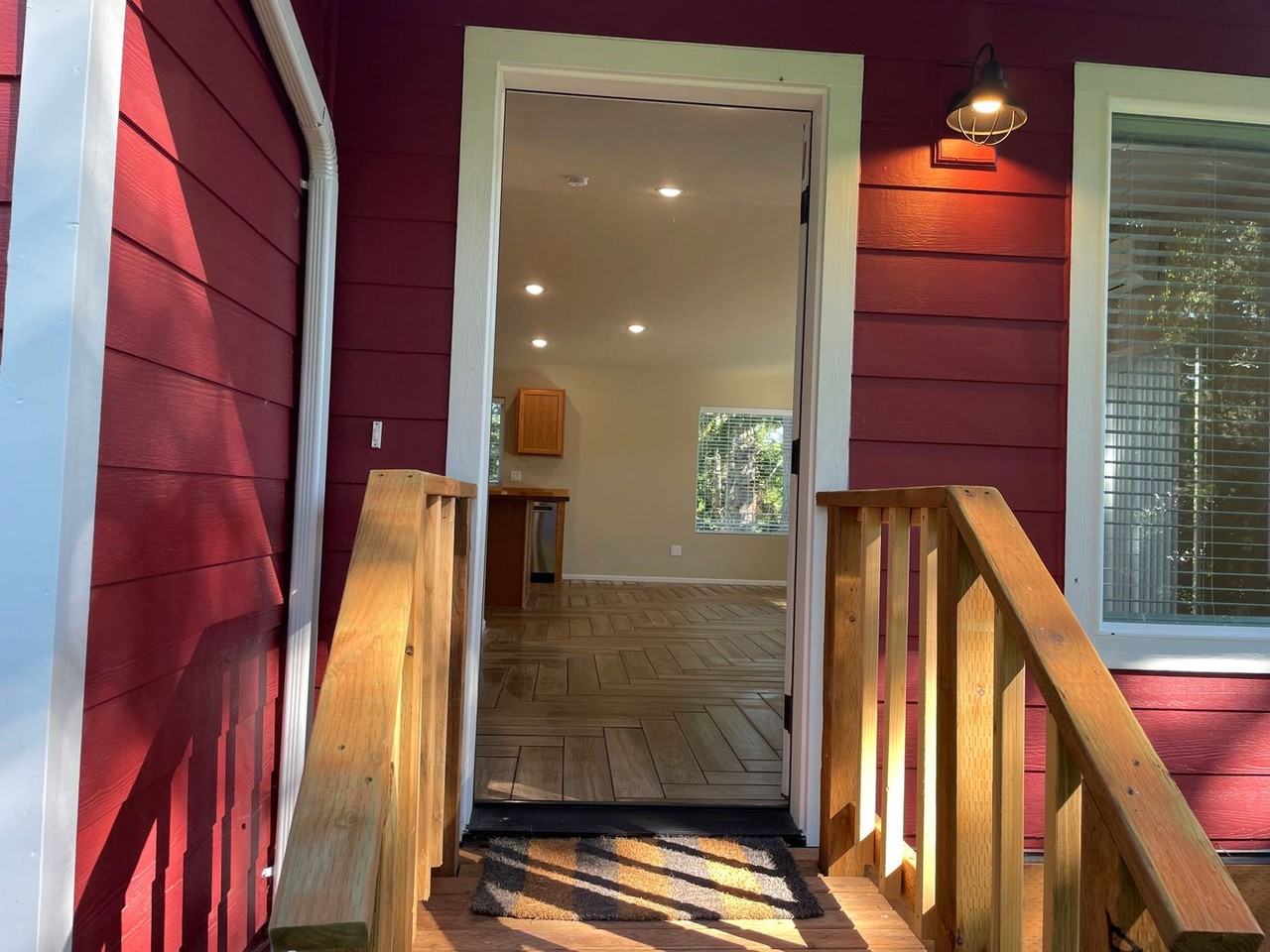 5556 Double Bluff Rd - Photo 2 of 23