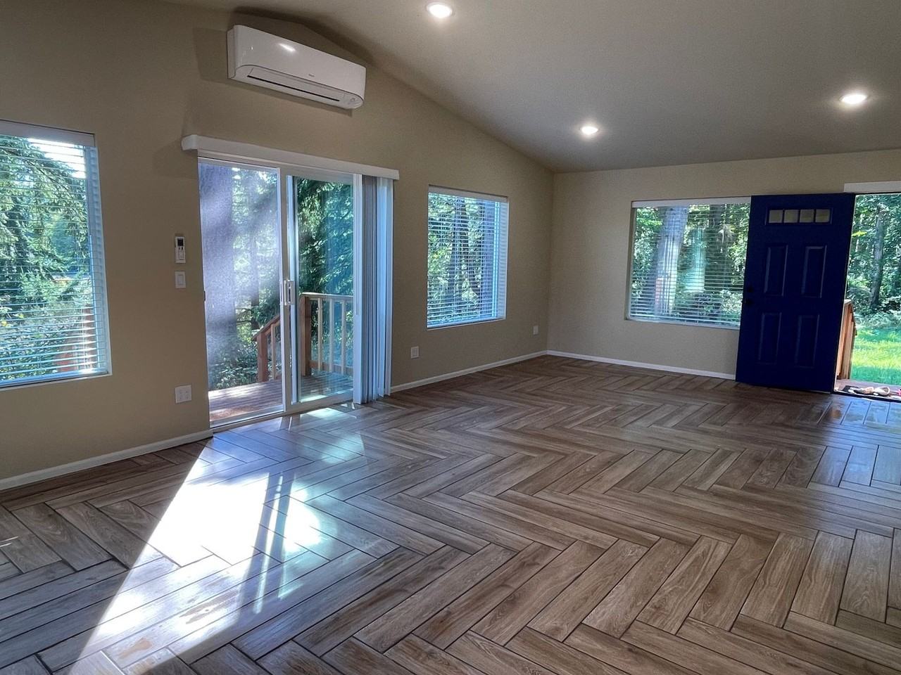 5556 Double Bluff Rd - Photo 3 of 23