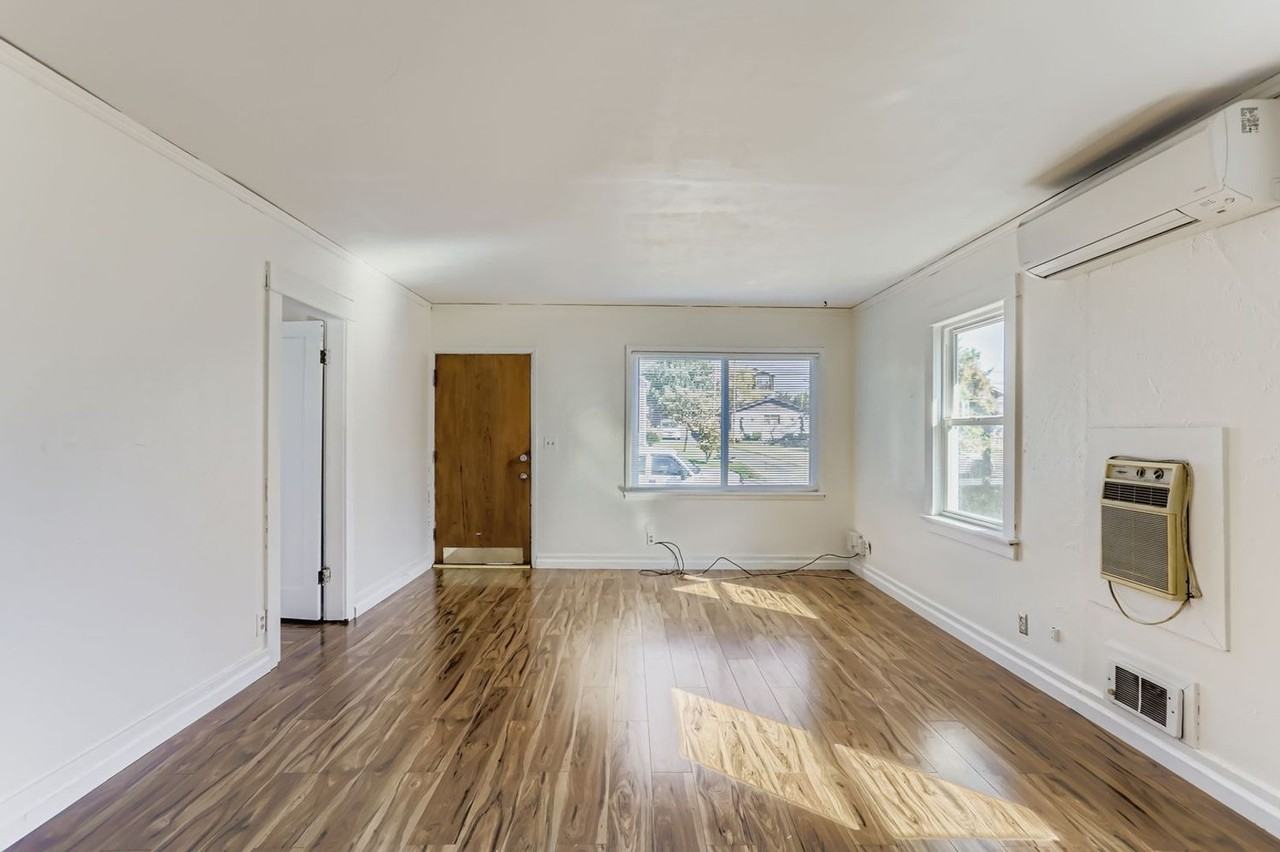 1310 Maple St - Photo 6 of 24