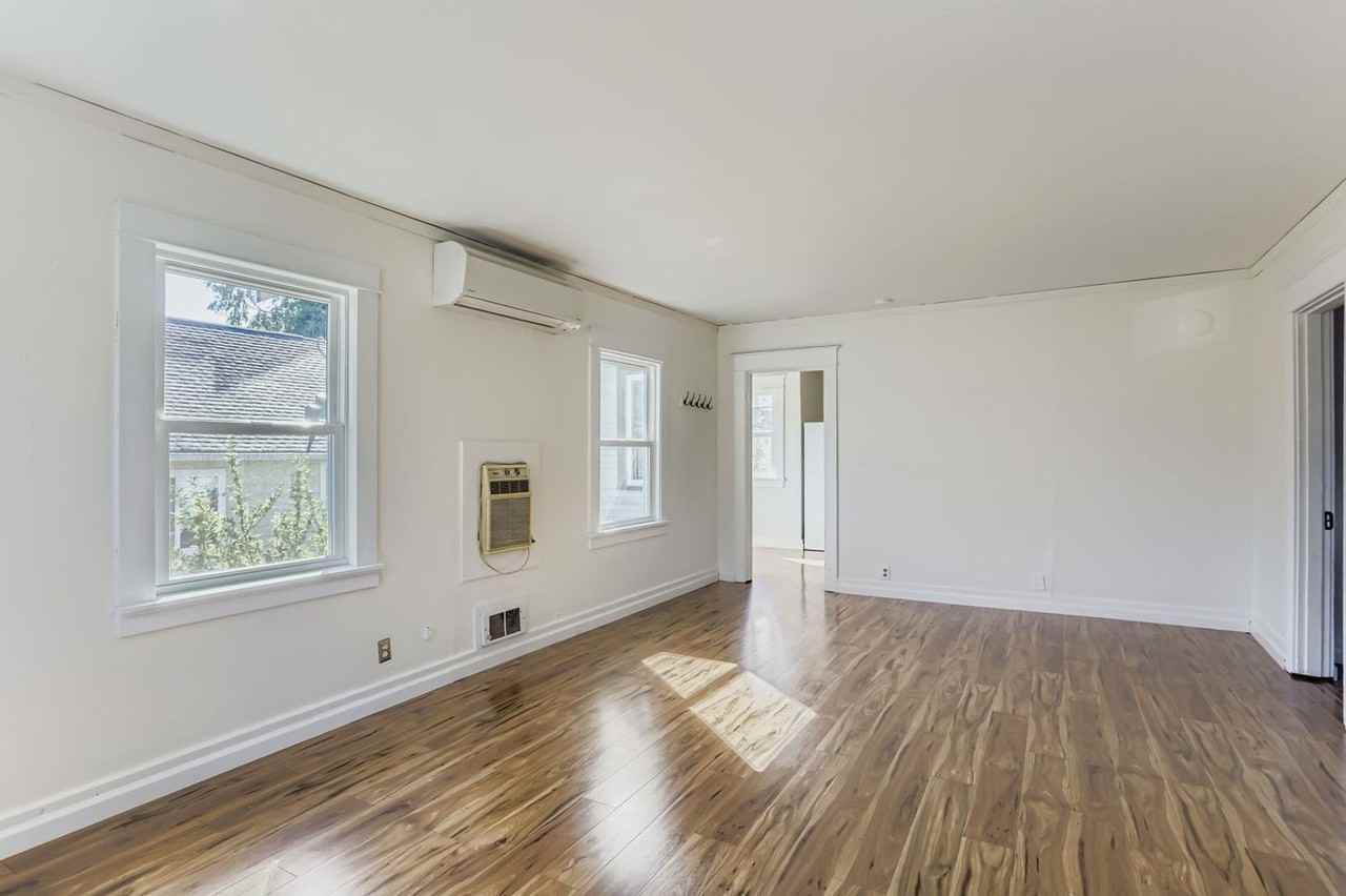 1310 Maple St - Photo 7 of 24